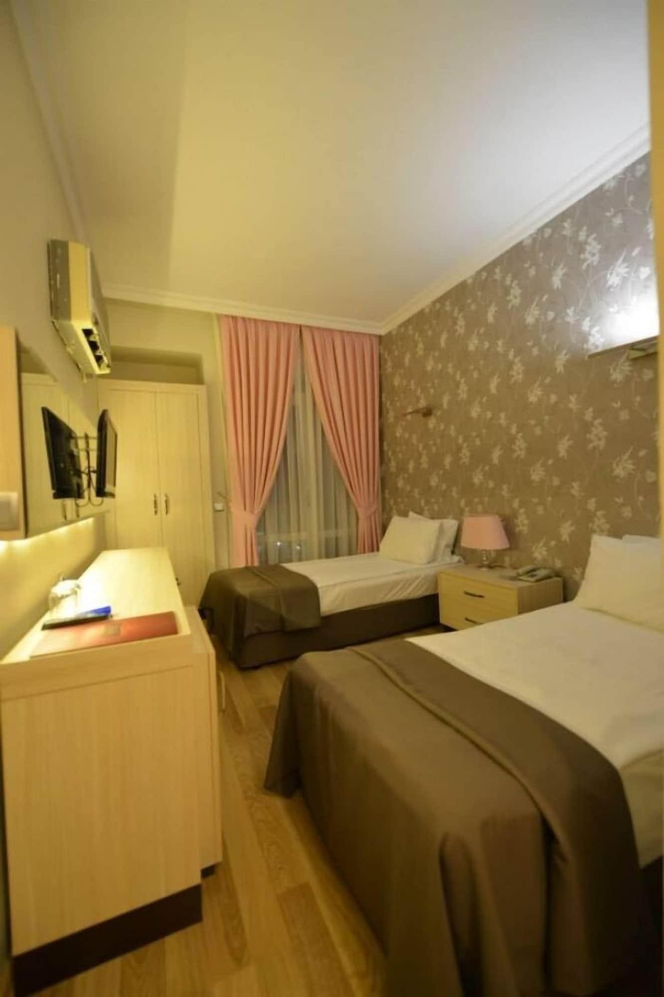 Winecity Hotel دمرة المظهر الخارجي الصورة