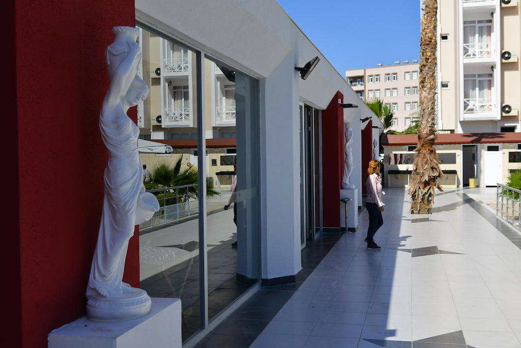 Winecity Hotel دمرة المظهر الخارجي الصورة