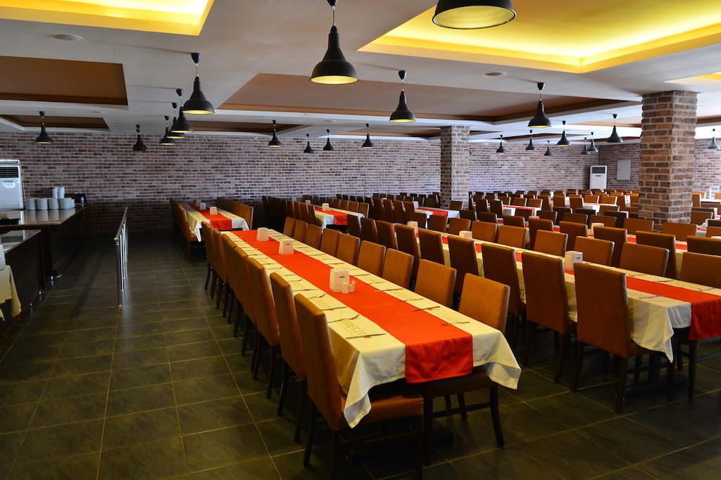 Winecity Hotel دمرة المظهر الخارجي الصورة
