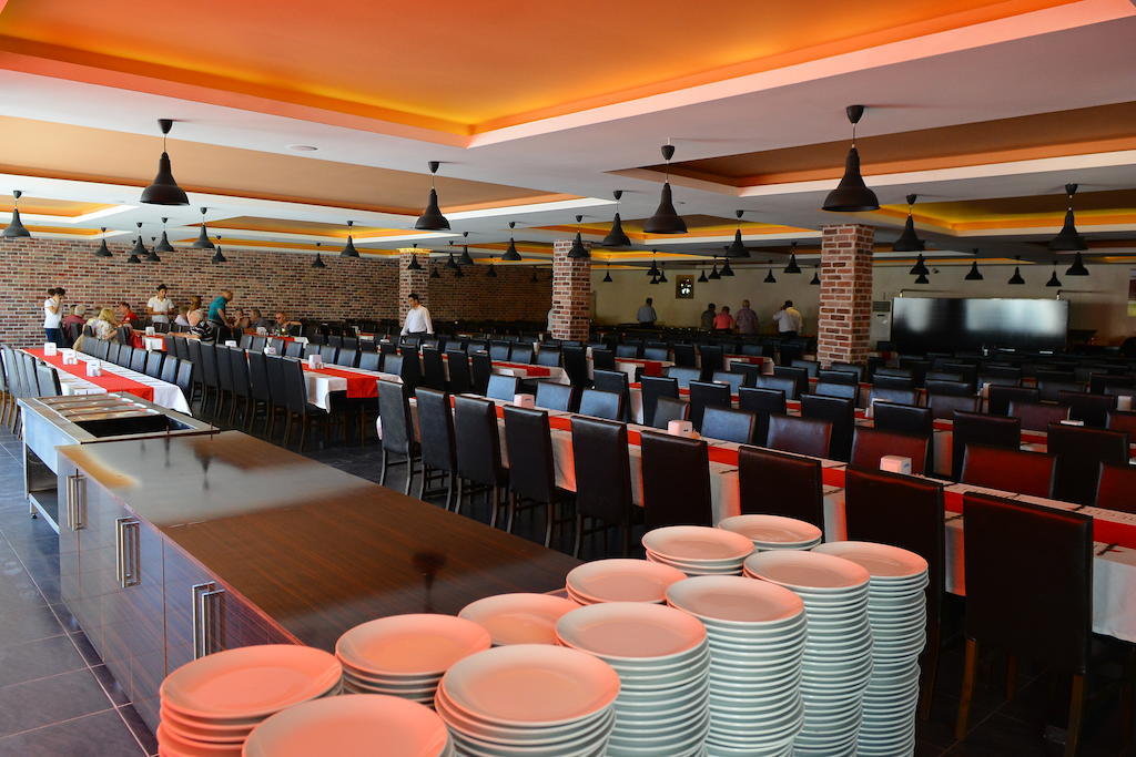 Winecity Hotel دمرة المظهر الخارجي الصورة