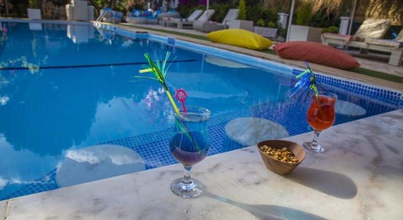 Winecity Hotel دمرة المظهر الخارجي الصورة