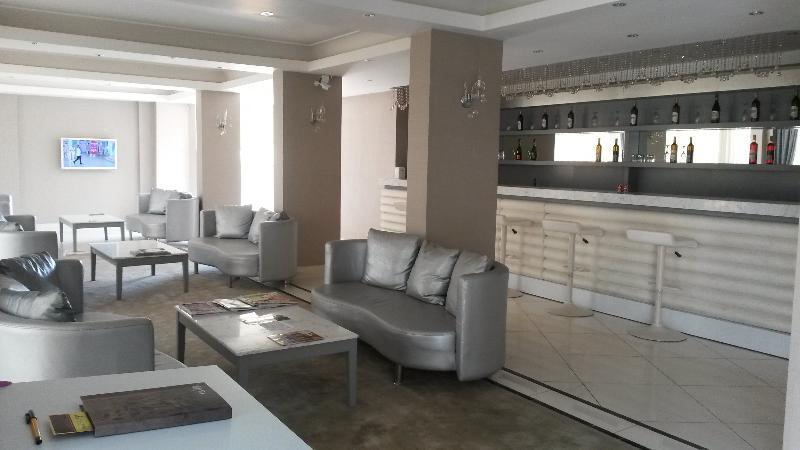 Winecity Hotel دمرة المظهر الخارجي الصورة